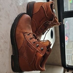 Ariat Women's Tan Lace-Up Boots Sz 8